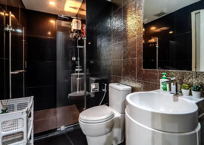 5 Star Sukhumvit Infinity Pool Gym Sauna * Bangkok