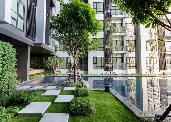 5 Star Sukhumvit Infinity Pool Gym Sauna